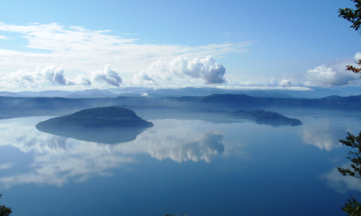 09 Lake Towada